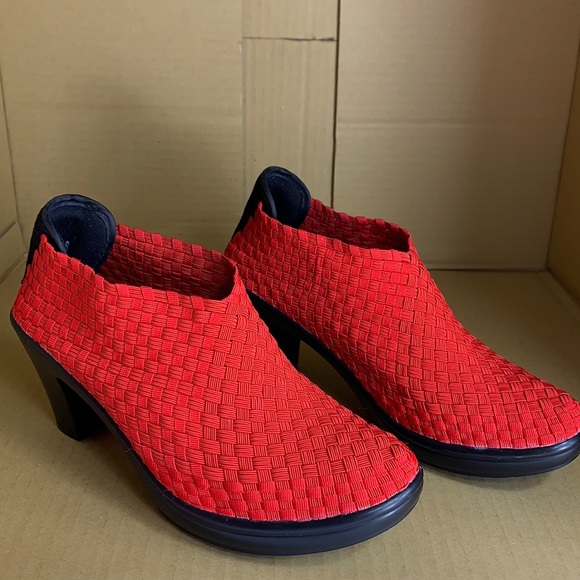 Corkys Shoes Corkys Hot Red Woven Slip On Blocked Heels Sz 8 Poshmark
